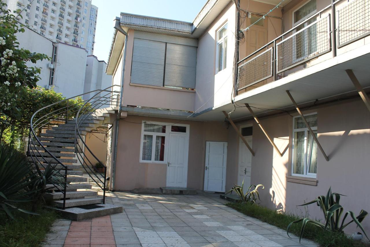 Iren Apartment Batumi Ngoại thất bức ảnh