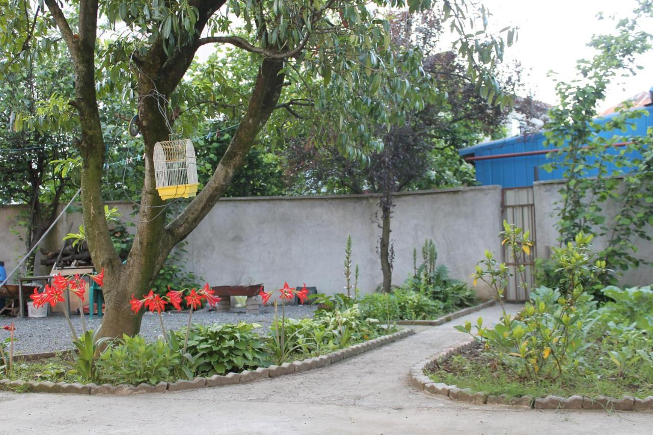 Iren Apartment Batumi Ngoại thất bức ảnh
